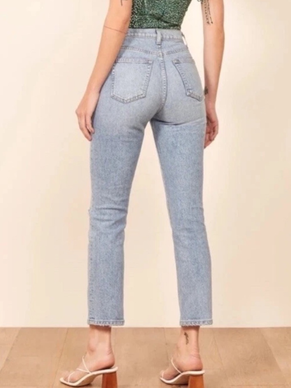 Reformation Women’s Liza High Rise Straight Cropped Denim Jeans - Picture 6 of 6